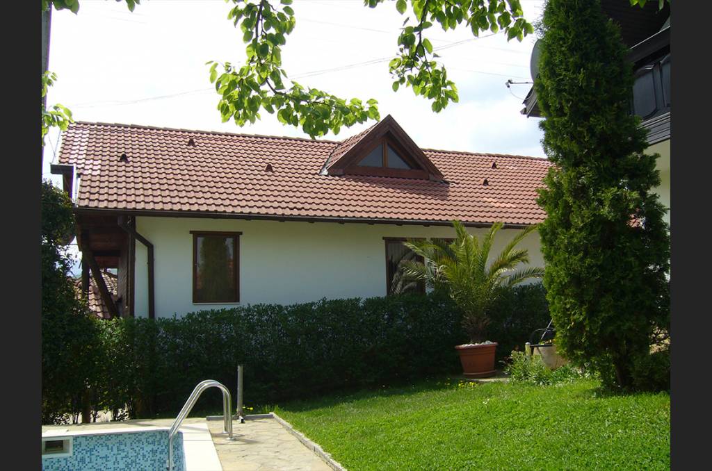 vila2-kostel